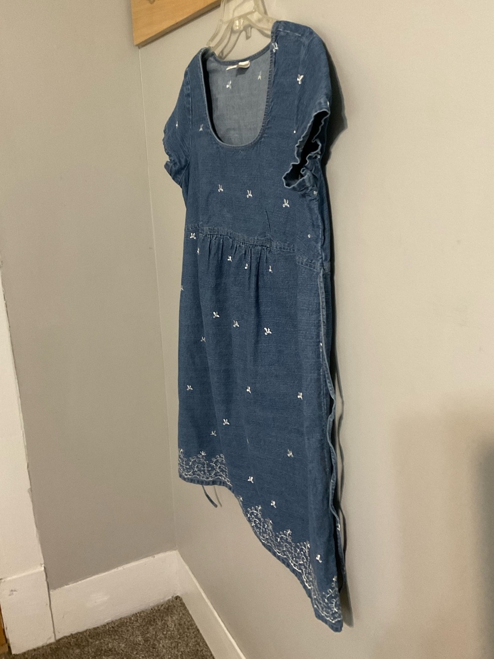Motherhood Maternity Embroidered Denim Dress with Ties Large - Picture 2 of 9